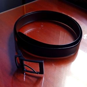 Penguin leather reversible belt